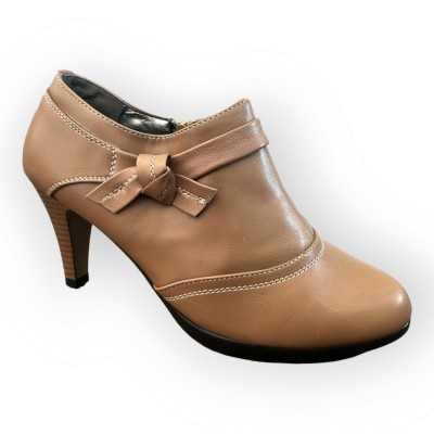 B048 Beige Дамски обувки на токчета