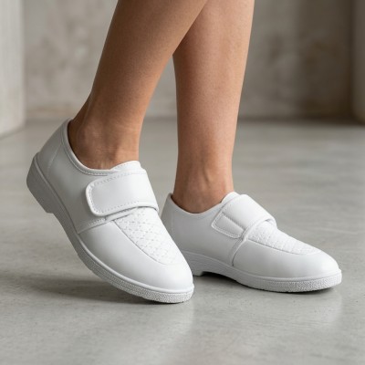 20831 White Дамски обувки 20831 White Дамски обувки