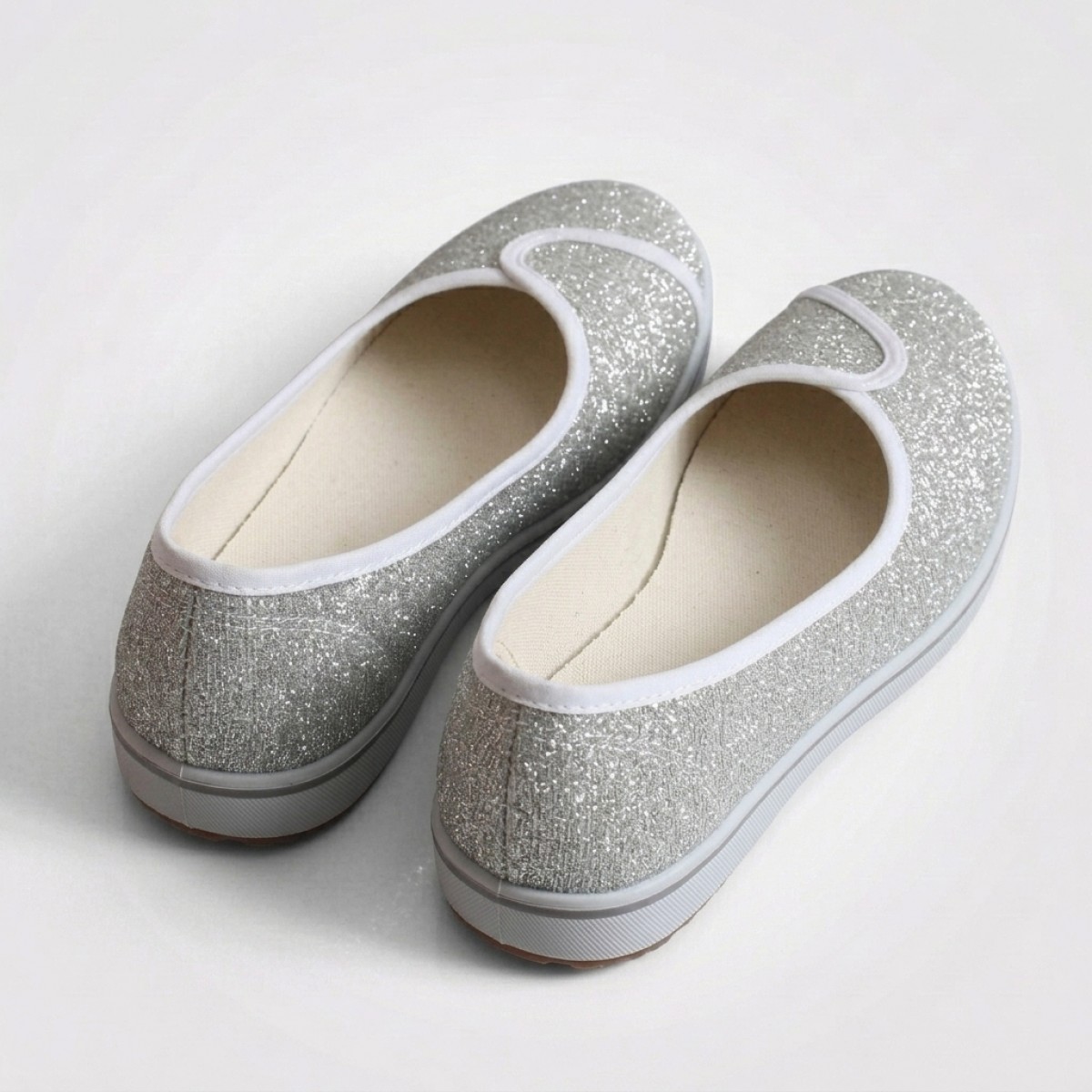 6005 White Дамски обувки 6005 White Дамски обувки